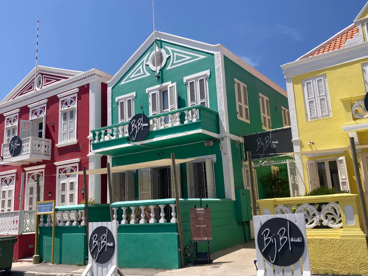 Curaçao — 10