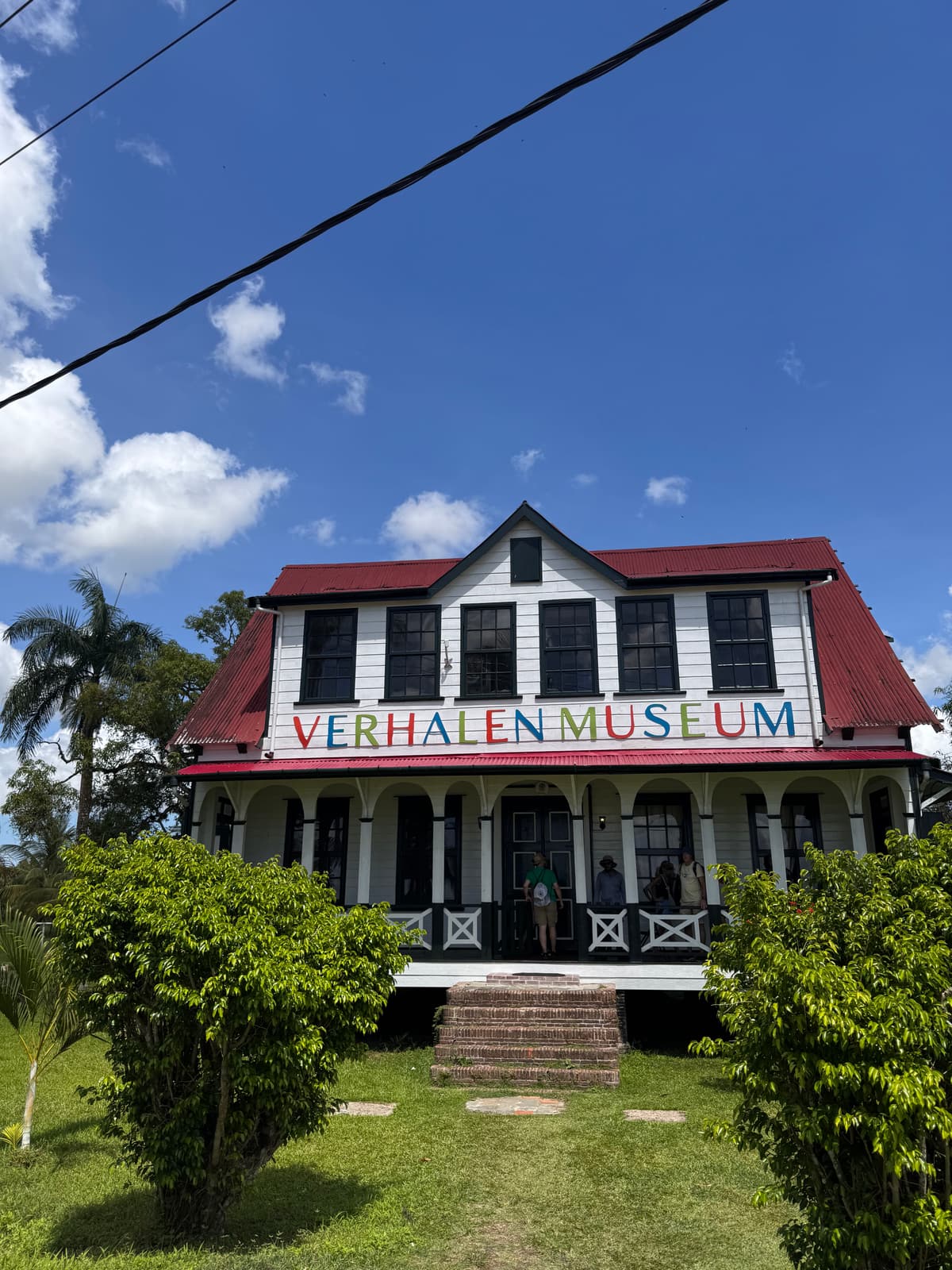 Suriname — 4